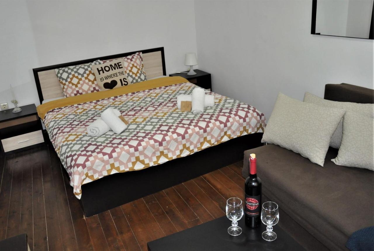 Honey I'M Home Apartments Veliko Tarnovo Exterior photo